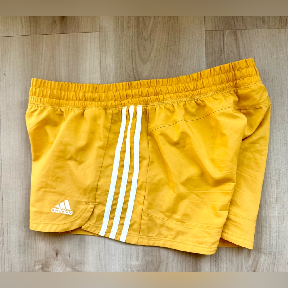 adidas Women's Yellow Athletic Shorts Size M